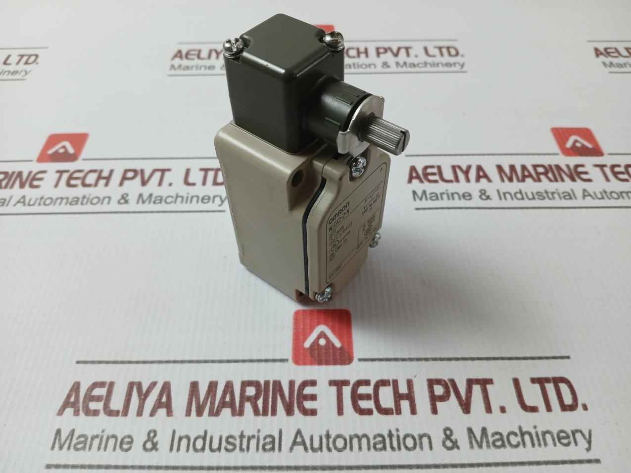 Omron Wlca2-2-n Series Plunger Limit Switch 2A 250Vac - Image 3