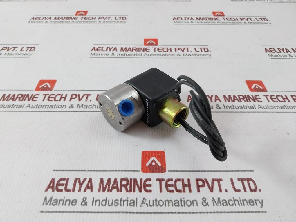 Parker 7C111P3 45 1Shf7 Solenoid Skinner Valve - Image 4