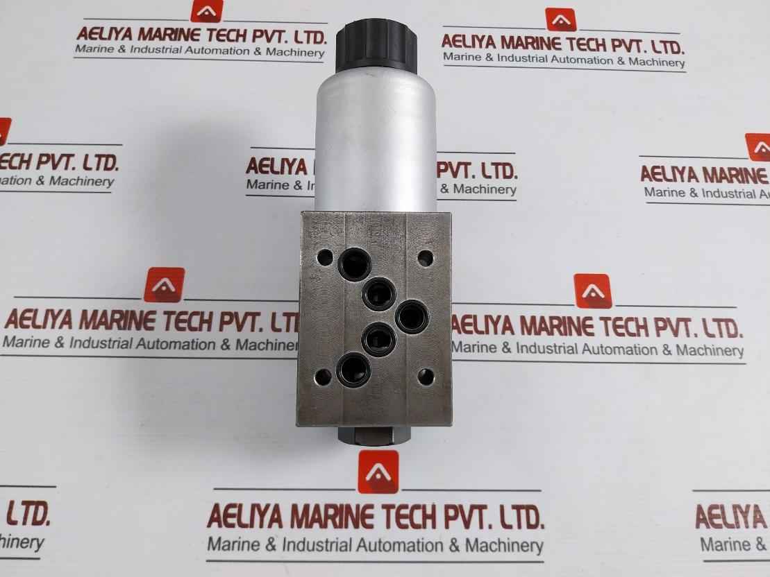 Parker D3W020Hnjw42 Hydraulic Solenoid Valve - Image 7