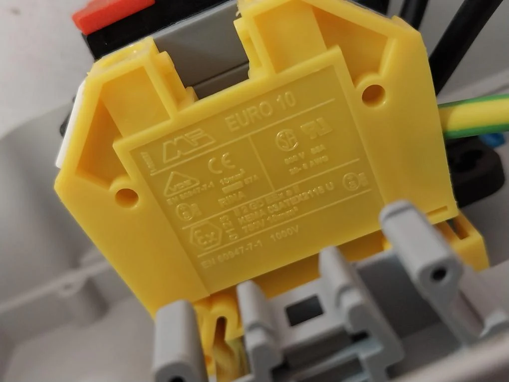 Pce 75242 Interlock Switch Socket 380/440V~ 50/60Hz 57A 1000V - Image 15