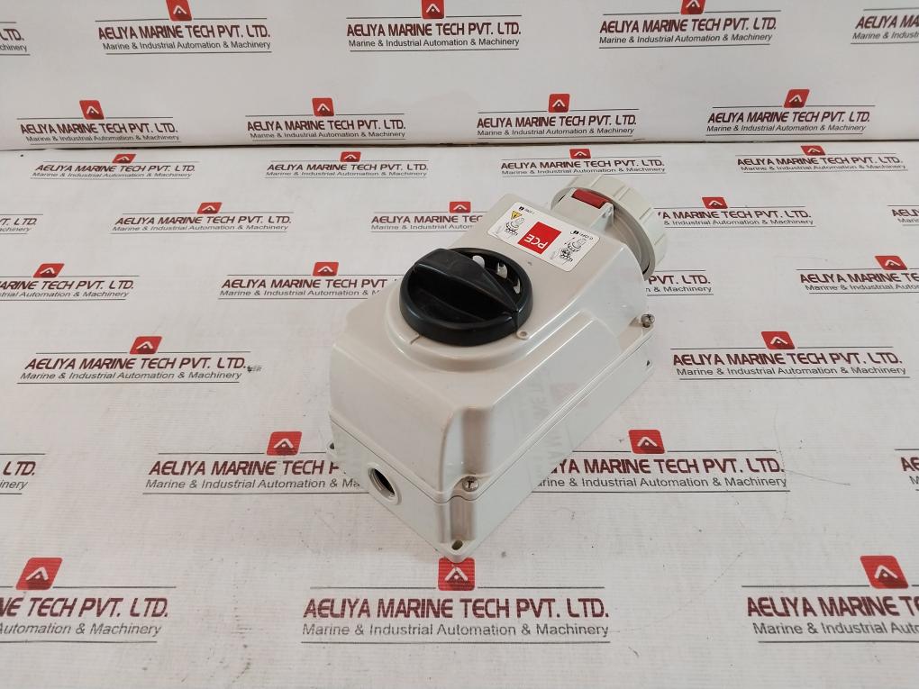 Pce 75242 Interlock Switch Socket 380/440V~ 50/60Hz 57A 1000V - Image 6