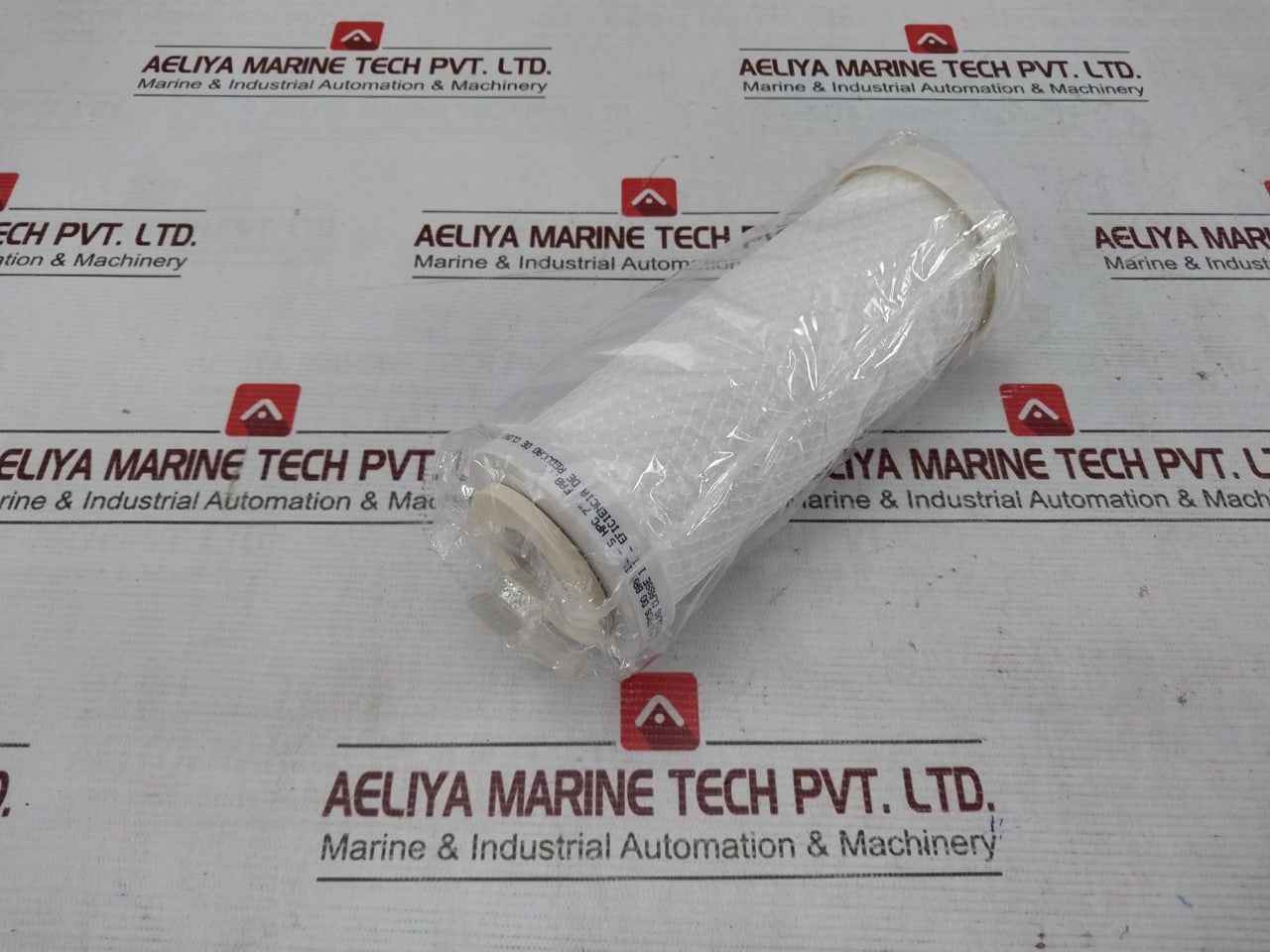 Pentair 5 Hpc 7" Hydrocarbon (Hpc) Filter Element 130 Liter 5 Micron - Image 3