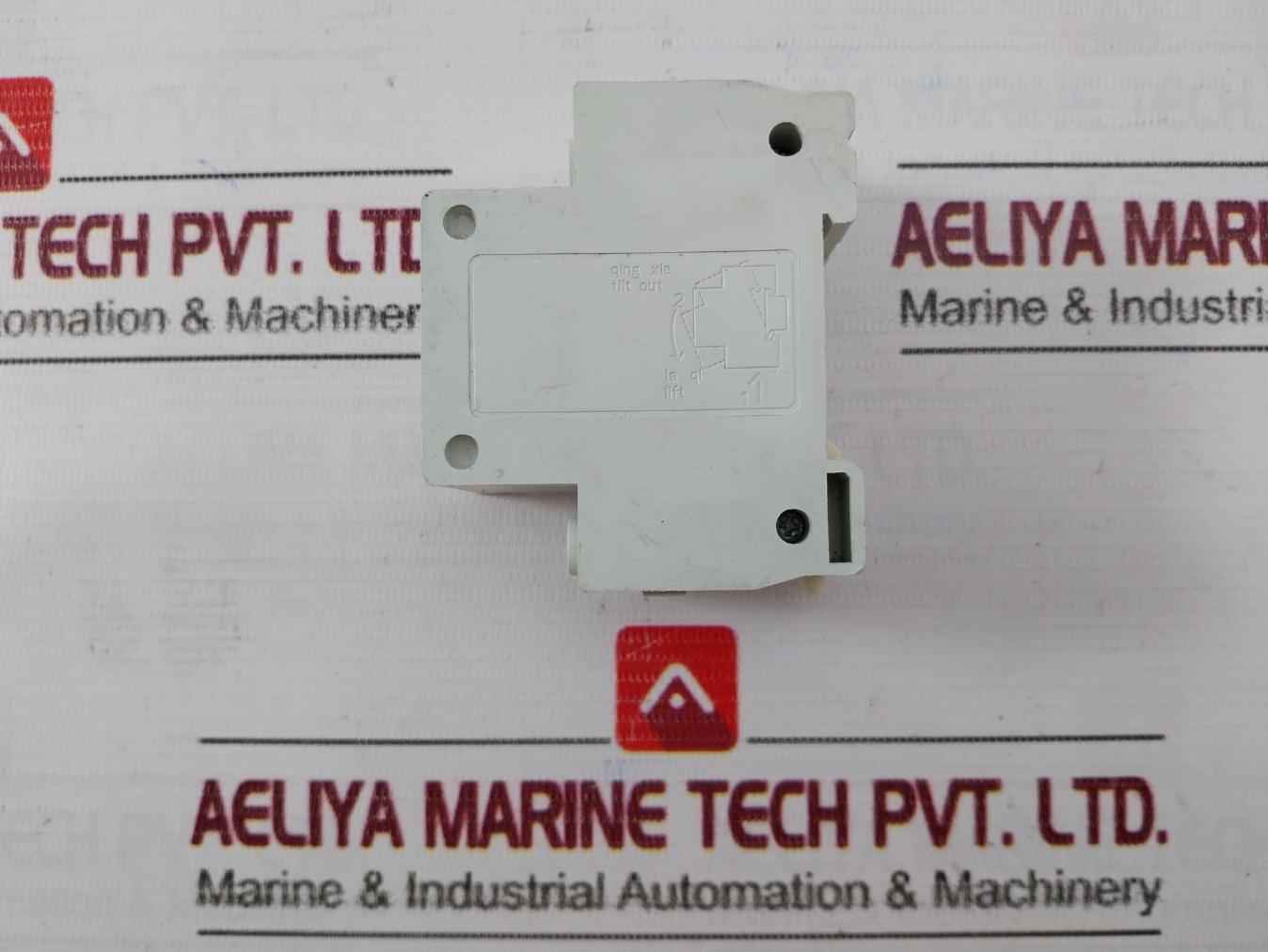 Picc 10-16A Universal Industrial Socket 250V - Image 6