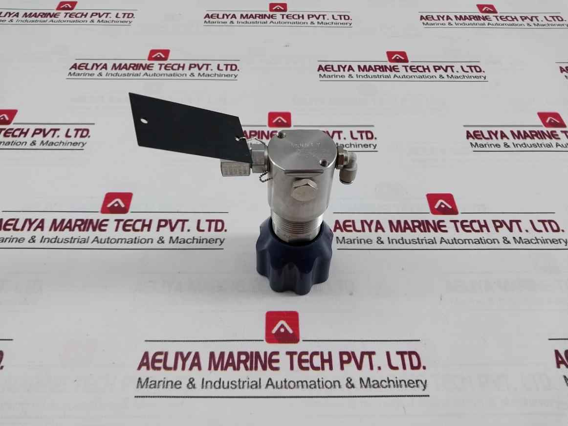 Pressure Tech Mini300-06-s-02-k-b Compact Regulator 210 Bar - Image 2