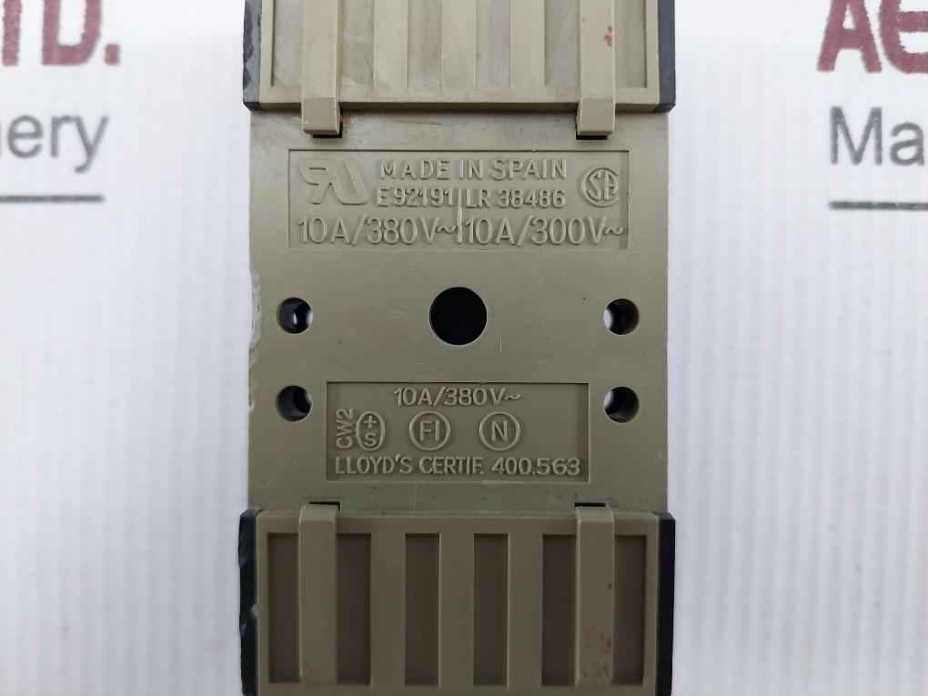 Releco S3-b Din Rail Relay Socket 10A/380V Cw2 - Image 6