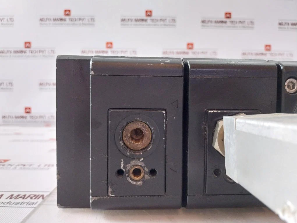 Rexroth 0821 100 103 Pneumatic Control Unit With Valve Regulator Switch 24Vdc - Image 16