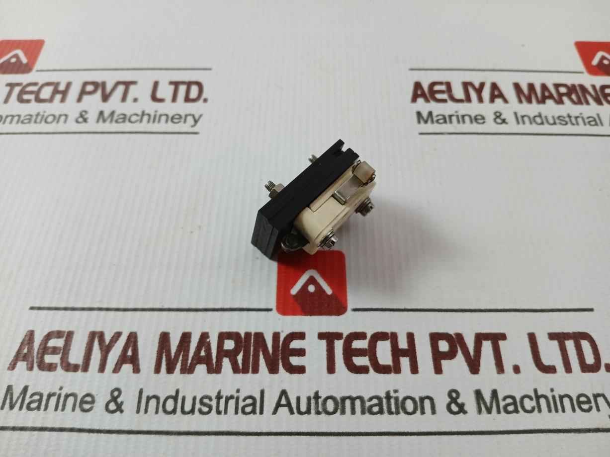 Saia Burgess V37Yr Microswitch Short Roller Lever - Image 3