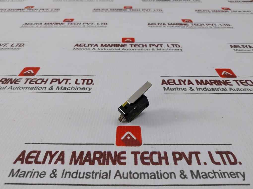 Saia Xg3-j23 Micro Switch 16(6)a 250v - Image 4