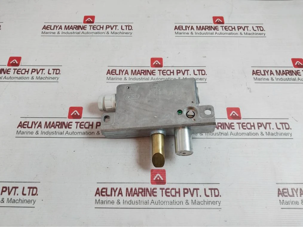 Schmersal Av15Lhe4X35U Door Locking Device 101087534, Sk-23050211, Eu-dl 059 - Image 5
