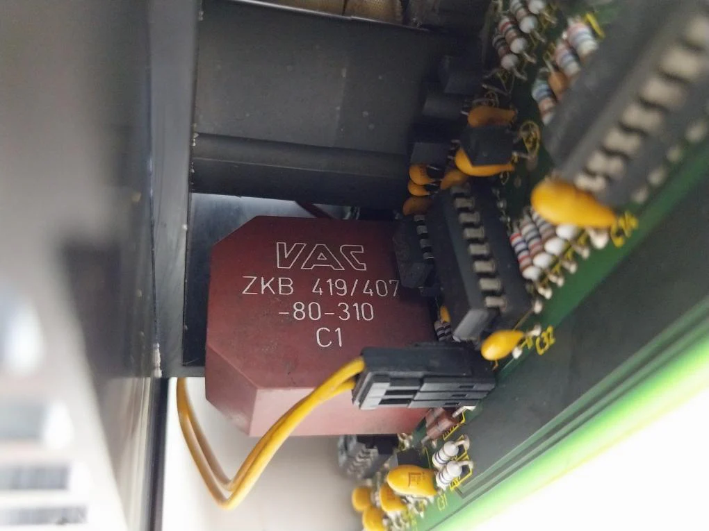 Schneider E-technik Nrsk 2410-b39F1006 Power Supply Module 0000000670 24V 10A&nbsp; - Image 10