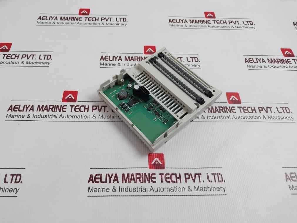 Schneider Electric 170Ado34000 Discrete Output Module Modicon Momentum 24Dc, 0.5 - Image 3
