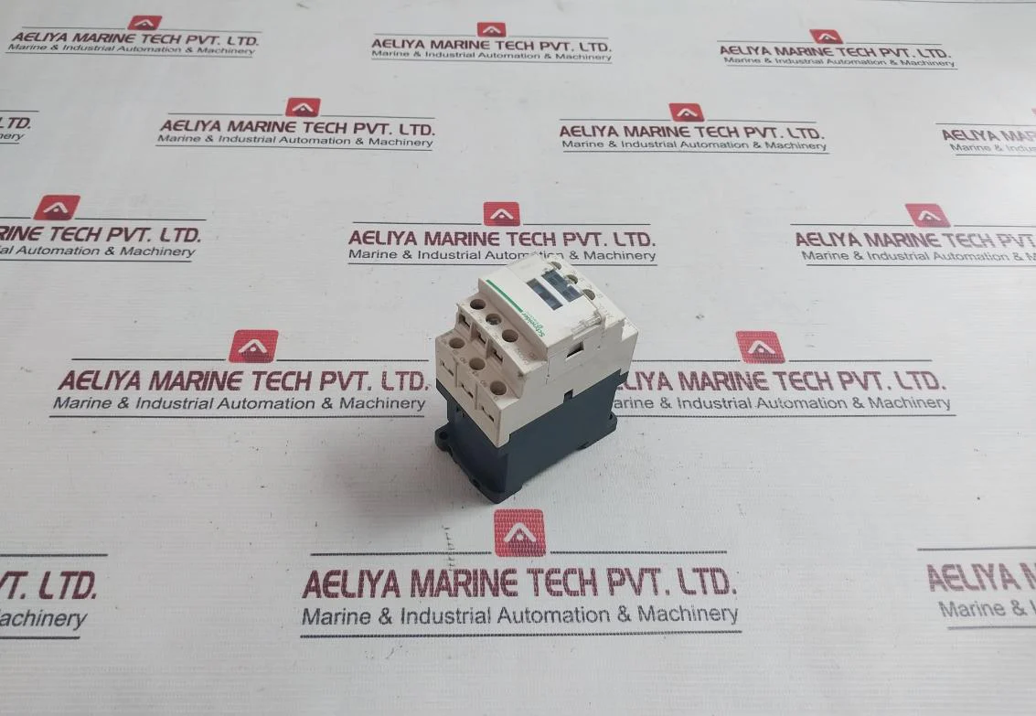 Schneider Electric Cad32Bd Tesys D Control Relay 24Vdc 10A - Image 3