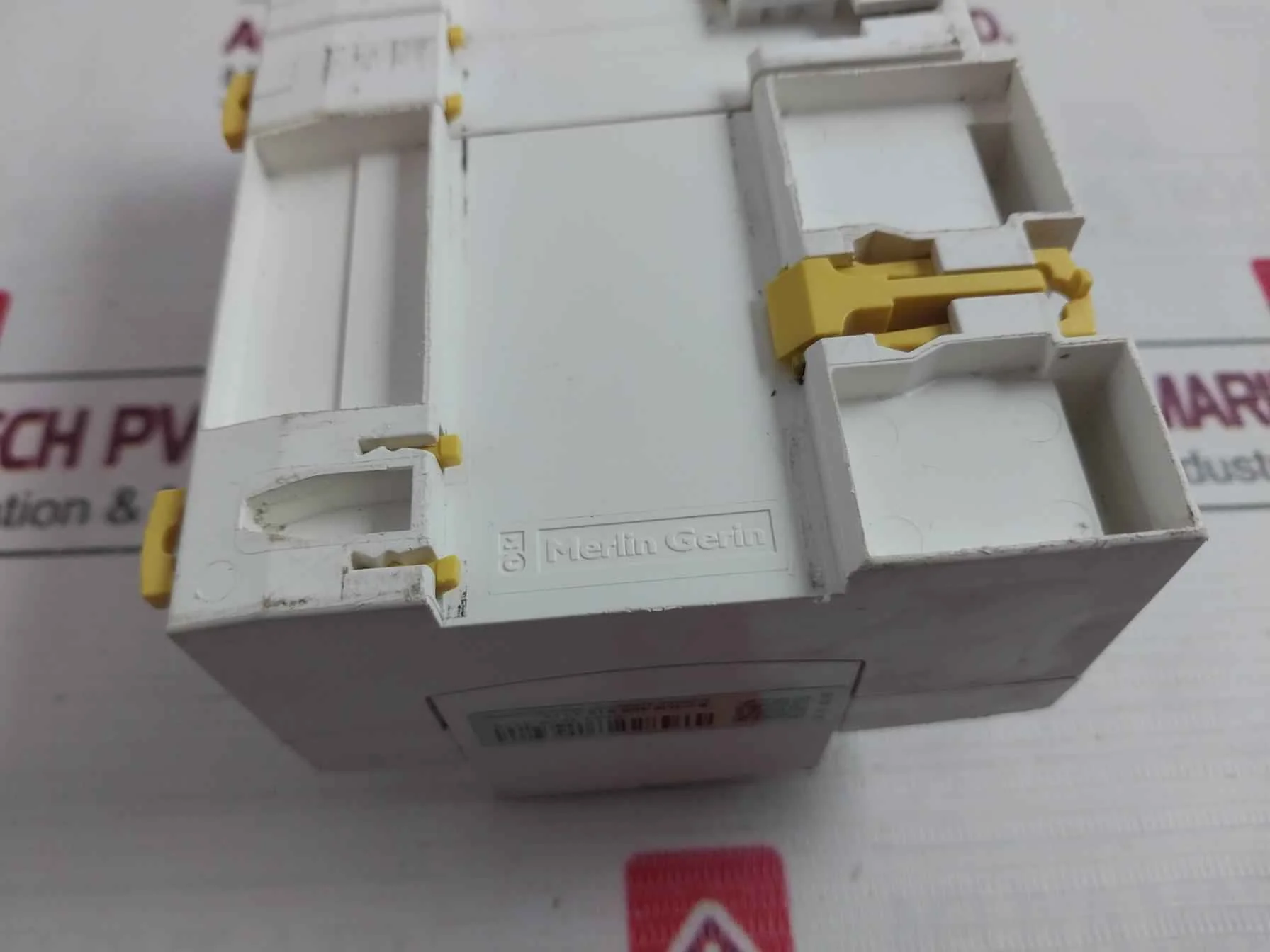 Schneider Electric Ic65N Miniature Circuit Breaker 400V 32A 30C - Image 6