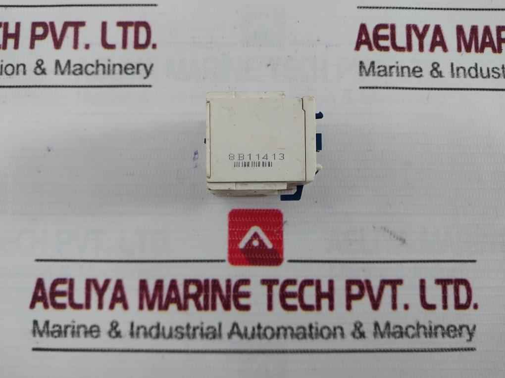 Schneider Electric La1Kn04 Auxiliary Contact Block Iec/En 60947-5-1 690V 10A - Image 5