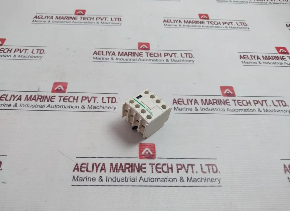 Schneider Electric Ladn31 Auxiliary Contact Block 690V 10A A600 Q600 - Image 4