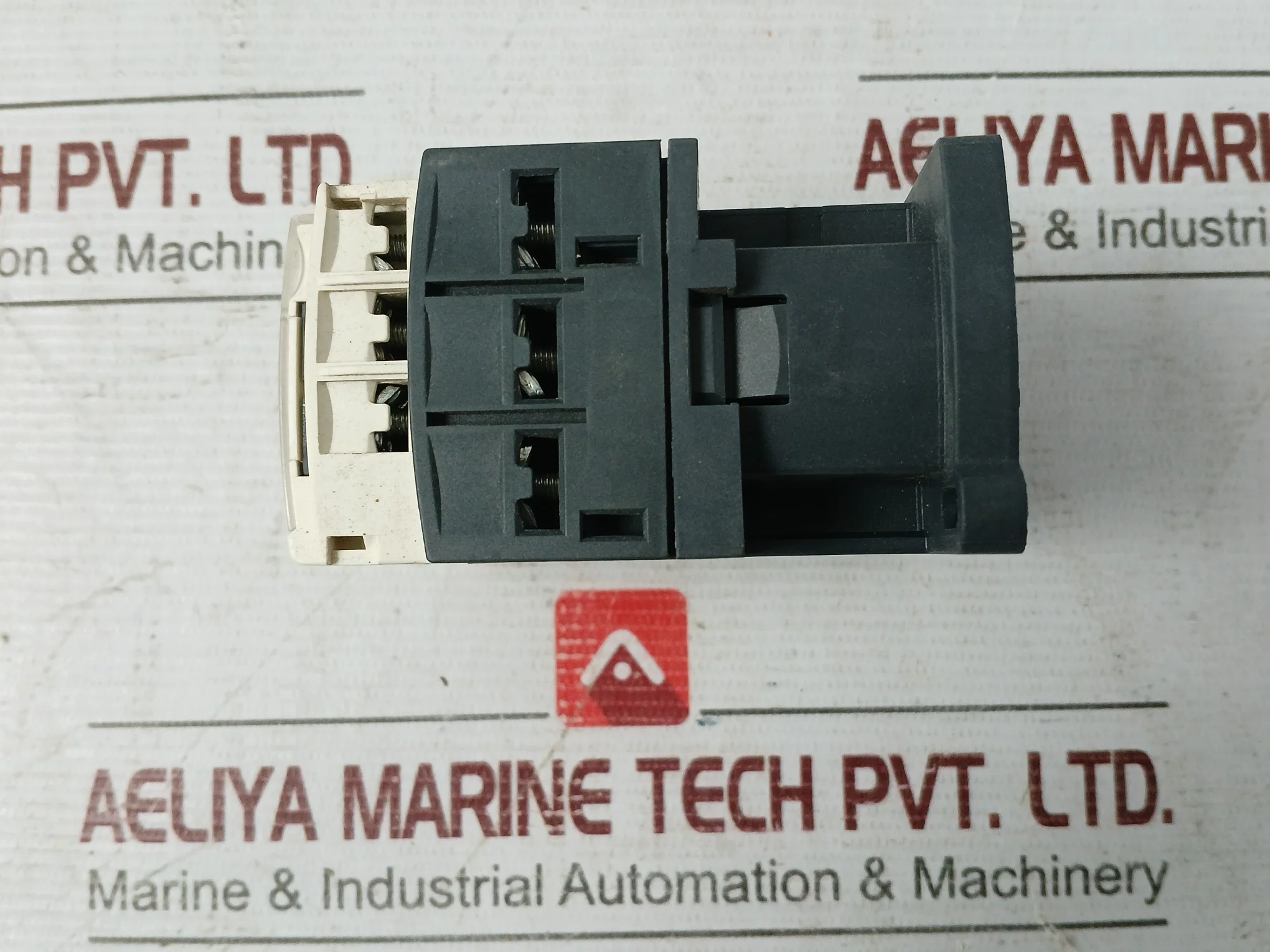 Schneider Electric/Telemecanique Lc1D18M7 Contactor 220V 50/60Hz A600-p600 - Image 8