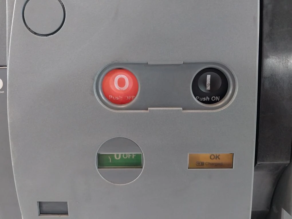 Schneider Electric Mvs08N Easypact Electrical Circuit Breaker Iec/En 60947-2 - Image 13