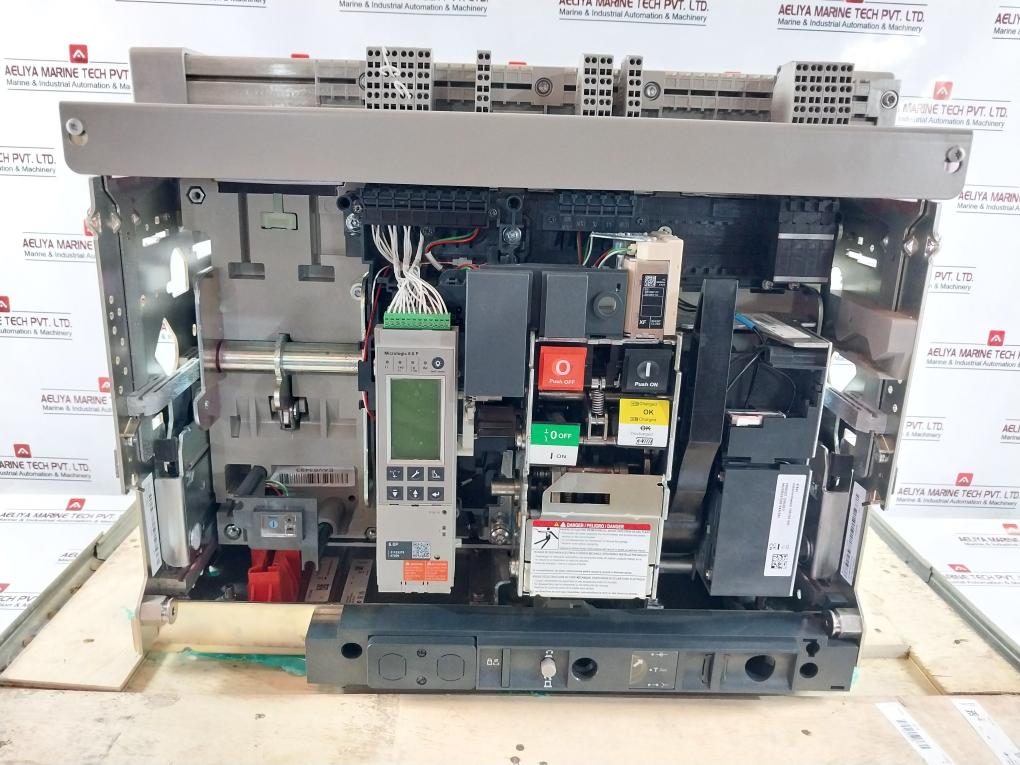 Schneider Electric Nw08 H1 Masterpact Nw Circuit Breaker Iec 60947-2 1000V 12Kv - Image 4