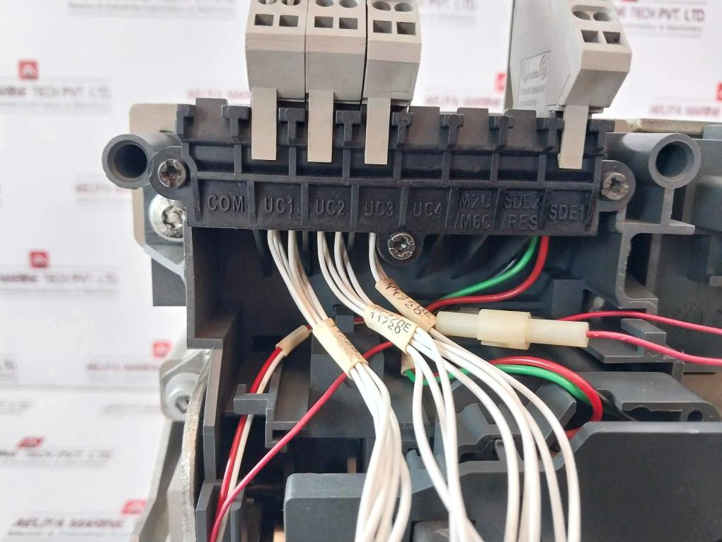 Schneider Electric Nw32 H1 Masterpact Micrologic 2.0A Circuit Breaker 1000V 12Kv - Image 23