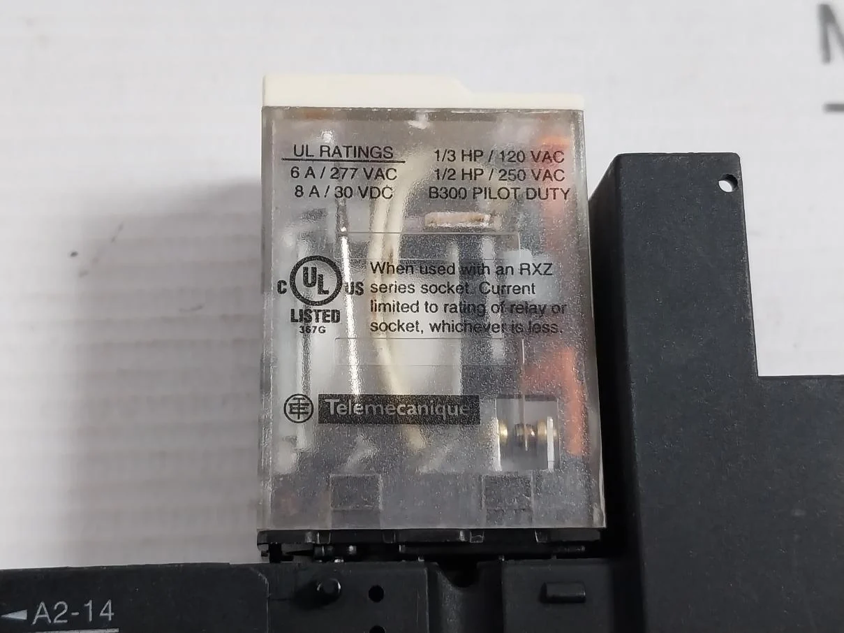Schneider Electric Rxm4Ab2Bd Plug-in Control Relay - Image 9
