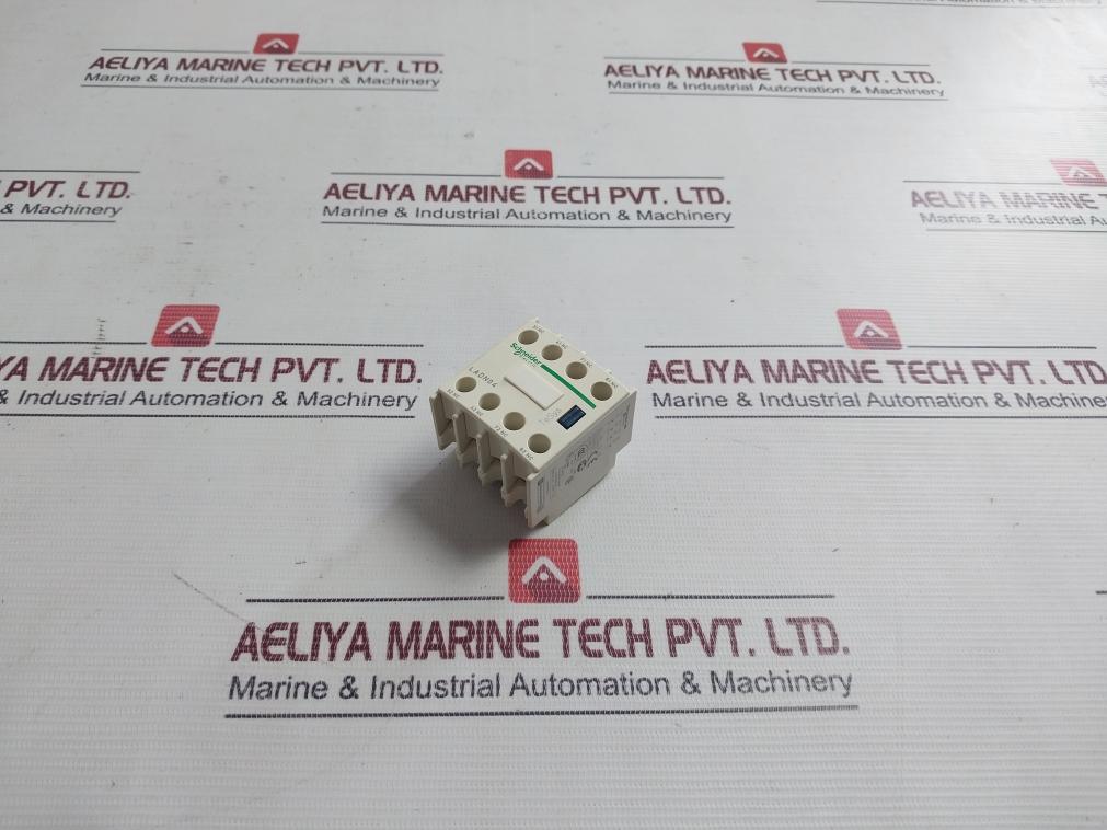 Schneider Electric/Telemecanique Ladn04 Auxiliary Contact Block 10A 690V - Image 3