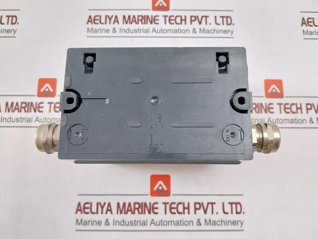 Schneider Electric/Telemecanique Qcc920-1/1 Motor Circuit Breaker 690V 50/60 Hz - Image 2