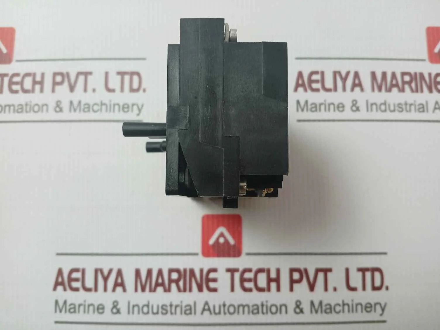 Schneider Electric/ Telemecanique Xes-d1281 Auxiliary Contact Block 500V 10A - Image 7