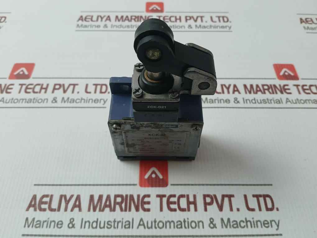 Schneider Electric Xck-m Standard Limit Switch Ip66 500V - Image 2