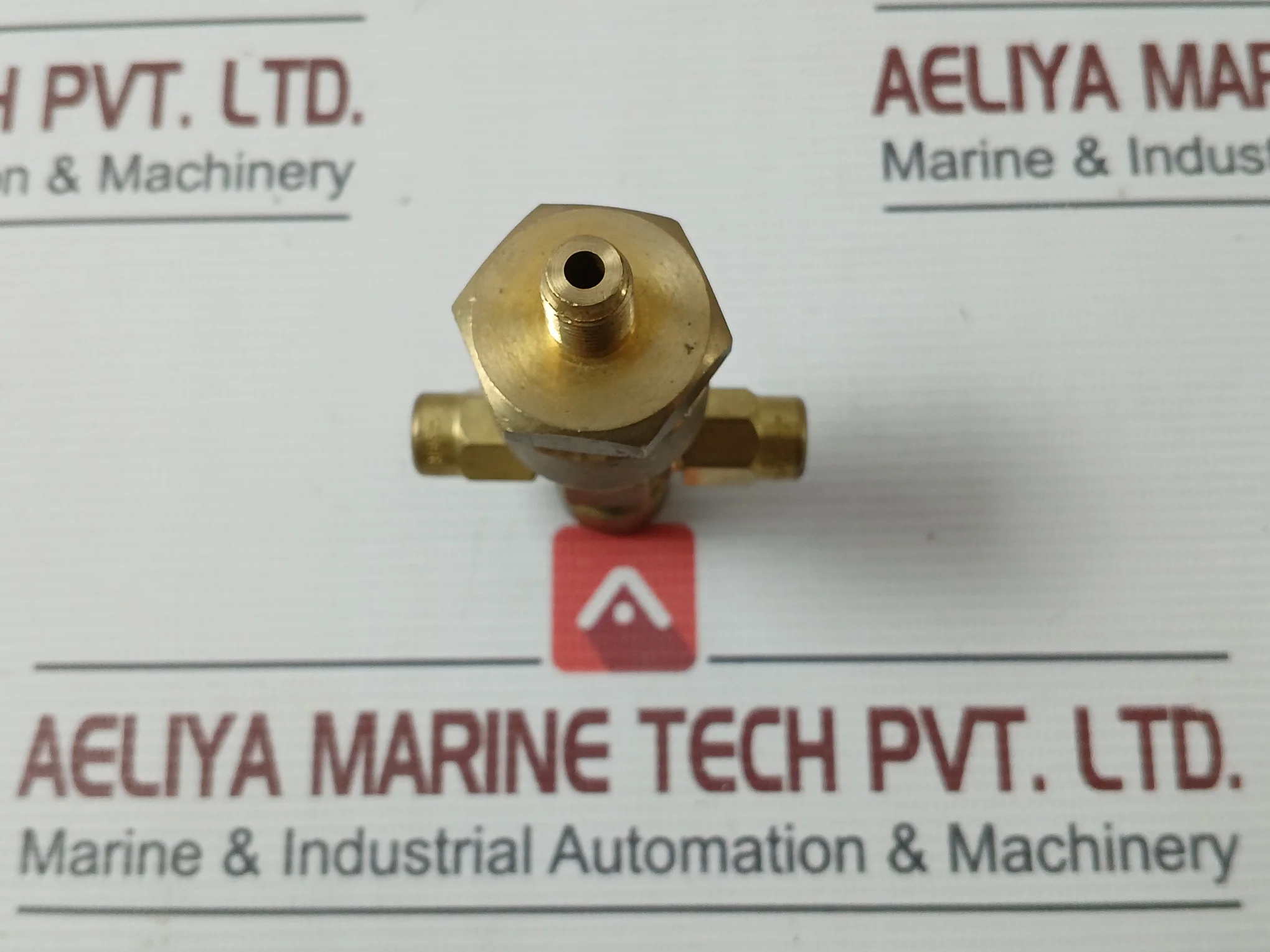 Serto 6-1/8" Brass High Pressure Manifold Valve - Image 4