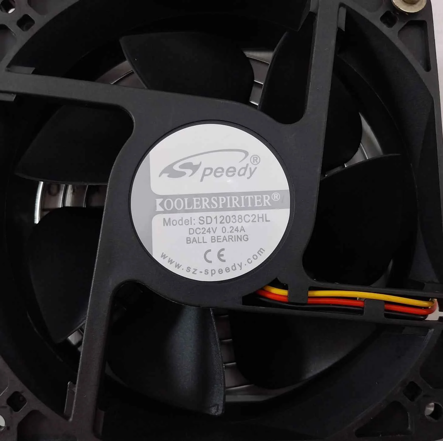 Shenzhen Speedy Sd12038C2Hl Cooling Fan Dc24V 0.24A - Image 8