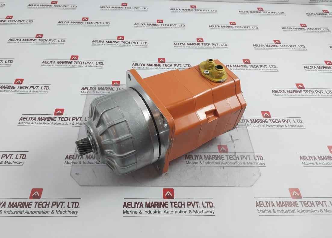 Siemens 1Fk6083-6Az21-9Zz9-z S24 Servo Motor 160V 4033/4900 Min-1 - Image 3