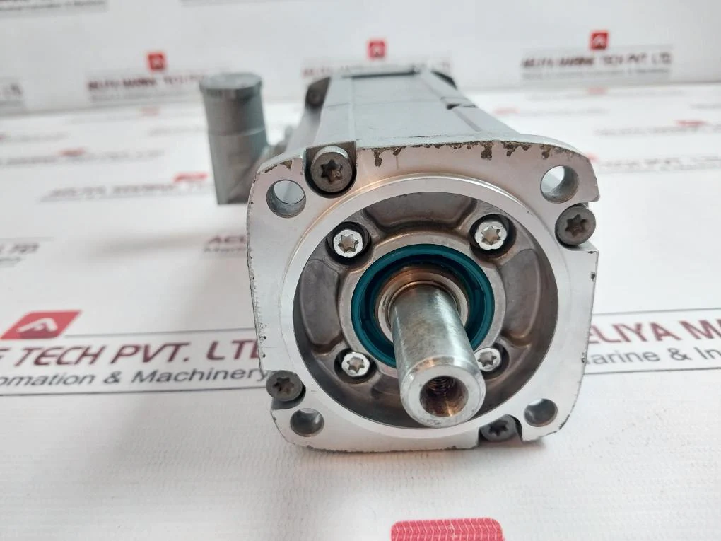 Siemens 1Ft7034-5Ak71-1Ch1-z Servo Motor 24Vdc 6,8W - Image 5