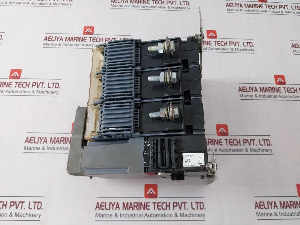Siemens 3Kf2316-2Lf11 Switch Disconnector With Fuse 160A 690V 50/60Hz 12W 12Kv - Image 8