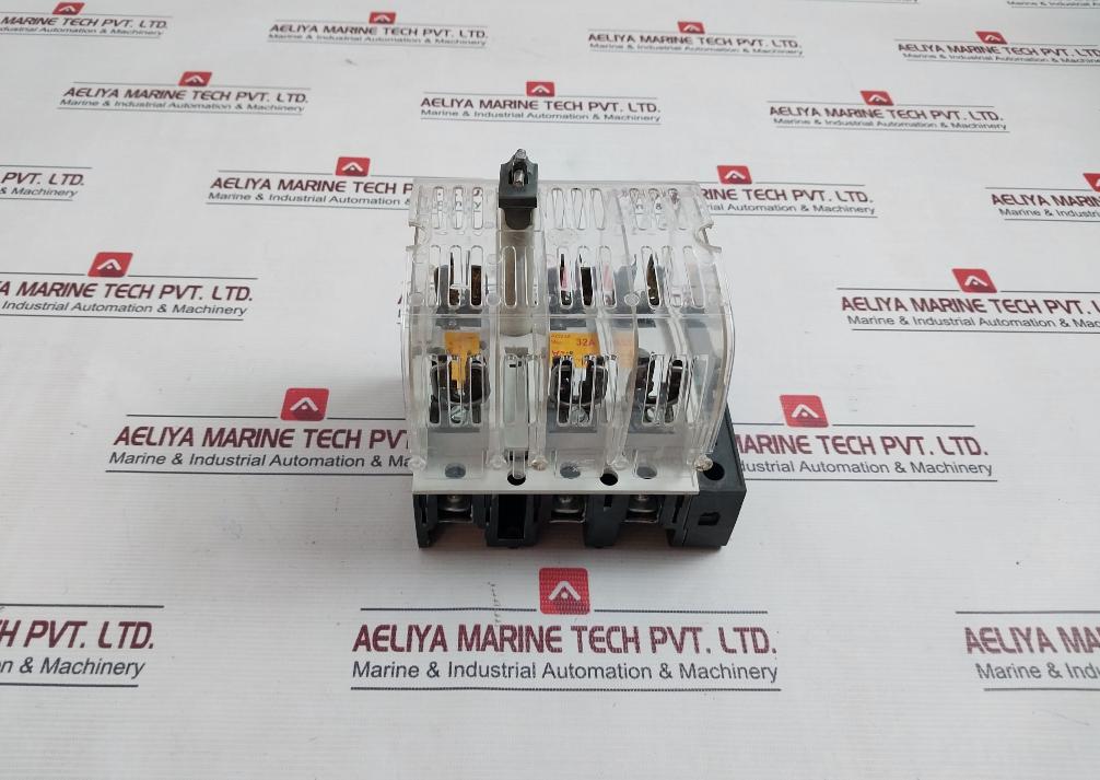 Siemens 3Kl8121-3Ha00 Switch Disconnector Fuse 32A 690V - Image 2