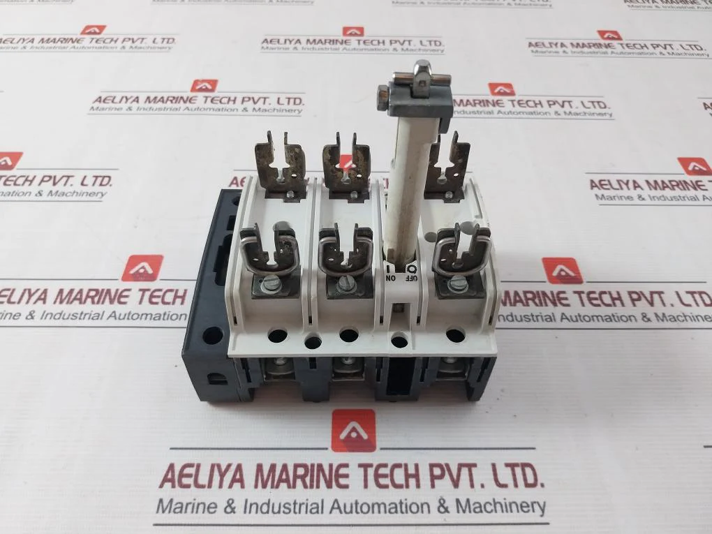 Siemens 3Kl8121-3Ha00 Switch Disconnector Fuse 32A 690V Ac 23A 50Hz - Image 3