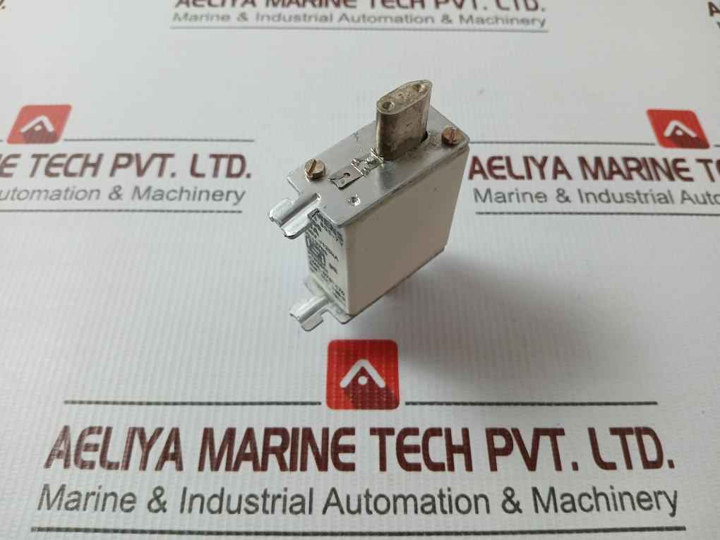 Siemens 3Na3 805-7Y Fuse Nh00 500V 120 Ka 16A - Image 5