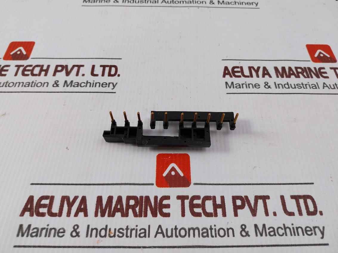 Siemens 3Ra1913-2A Assembly Kit For Contactor-type Reverser S00 - Image 2