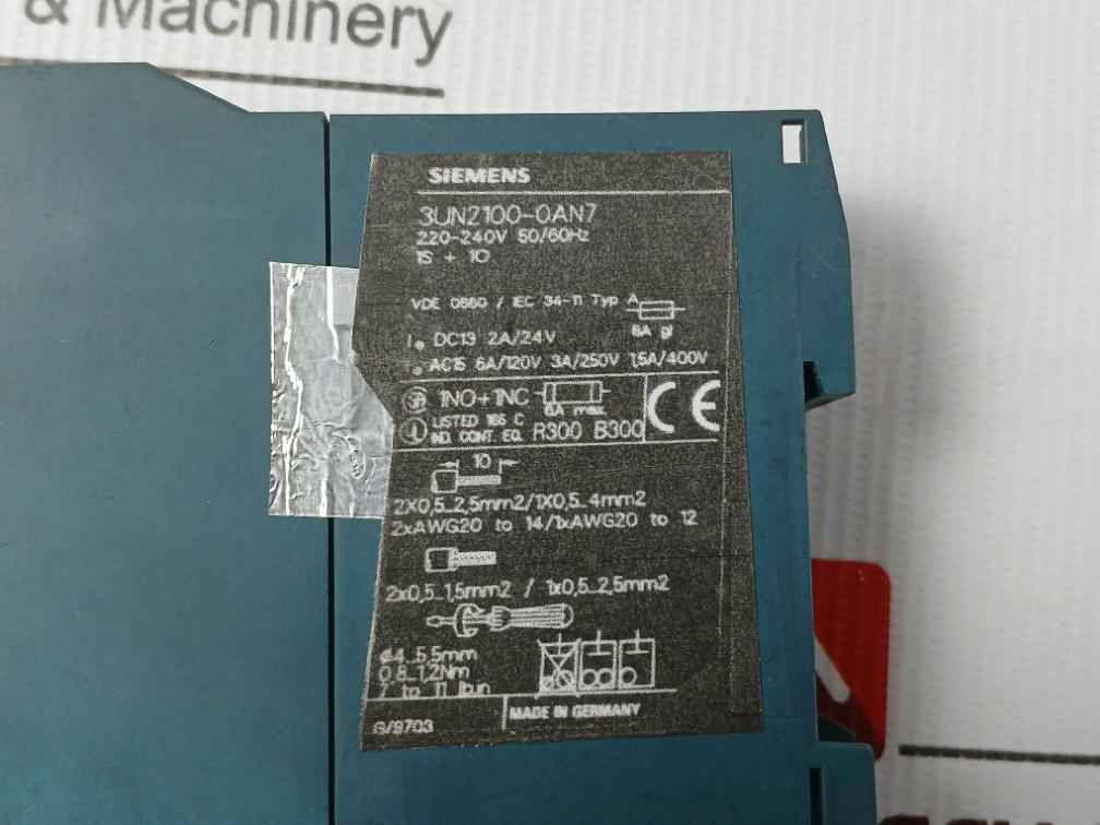 Siemens 3Un2100-0An7 Thermistor Vde 0660 50/60Hz - Image 6