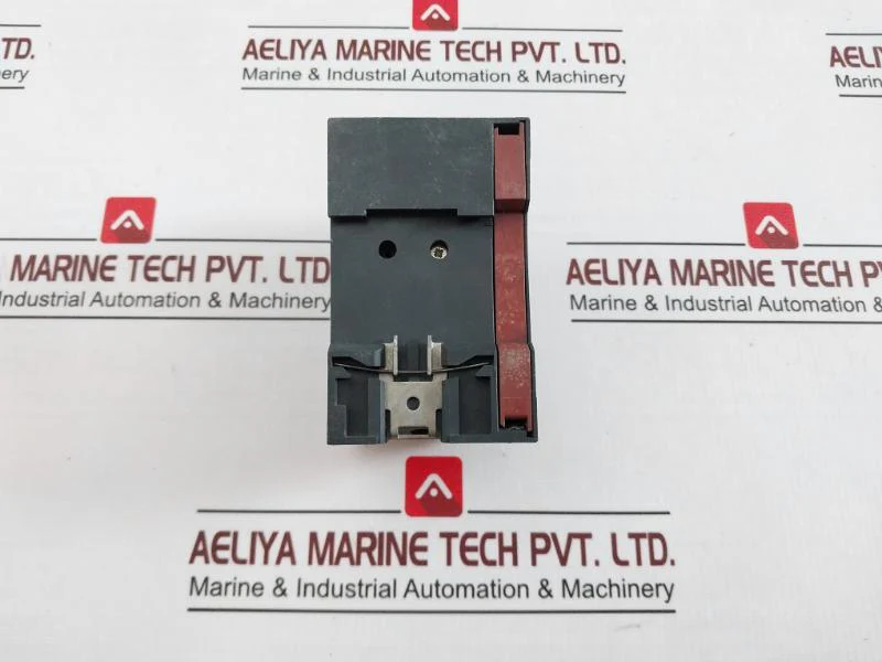 Siemens 3vu1300-1ml00 Motor Protection Circuit Breaker G/9242a111 50/60hz 120a A - Image 2