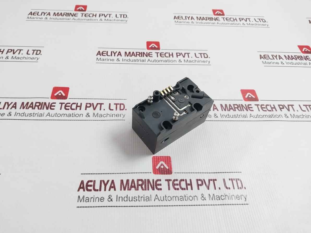 Siemens C73451-a430-b33 Double Acting Valve - Image 3