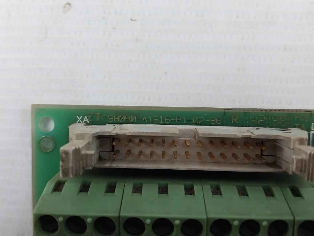 Siemens C98043-a1616-l1-04 Terminal Board - Image 10
