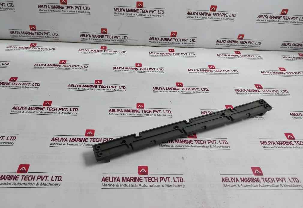 Siemens C98130-a1234-c497-02 Mounting Plate - Image 3