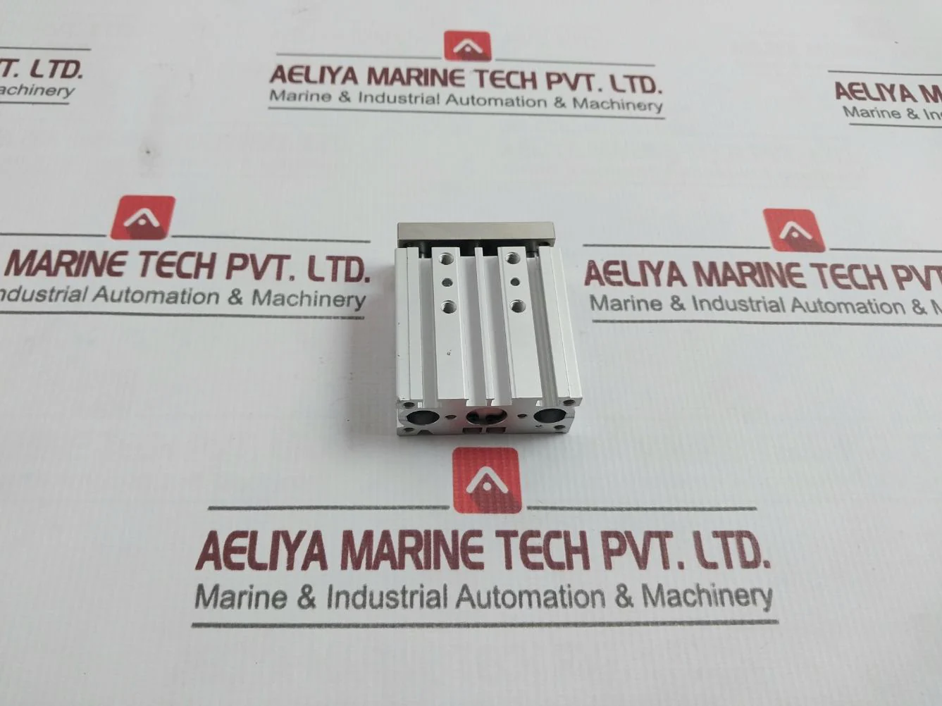 Smc I-mgpm12-30 Guide Cylinder Max. Pr. 1.0 Mpa - Image 2