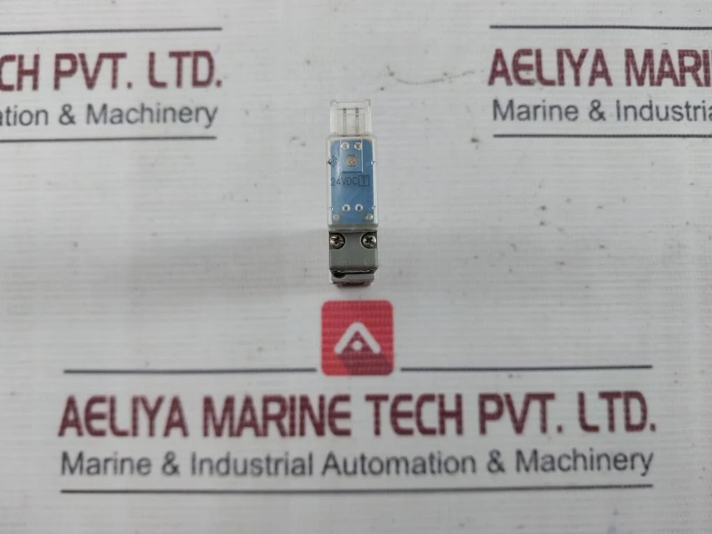 Smc Sy3140T-5Mzd Solenoid Valve 24 Vdc 0.15-0.7 Mpa - Image 2
