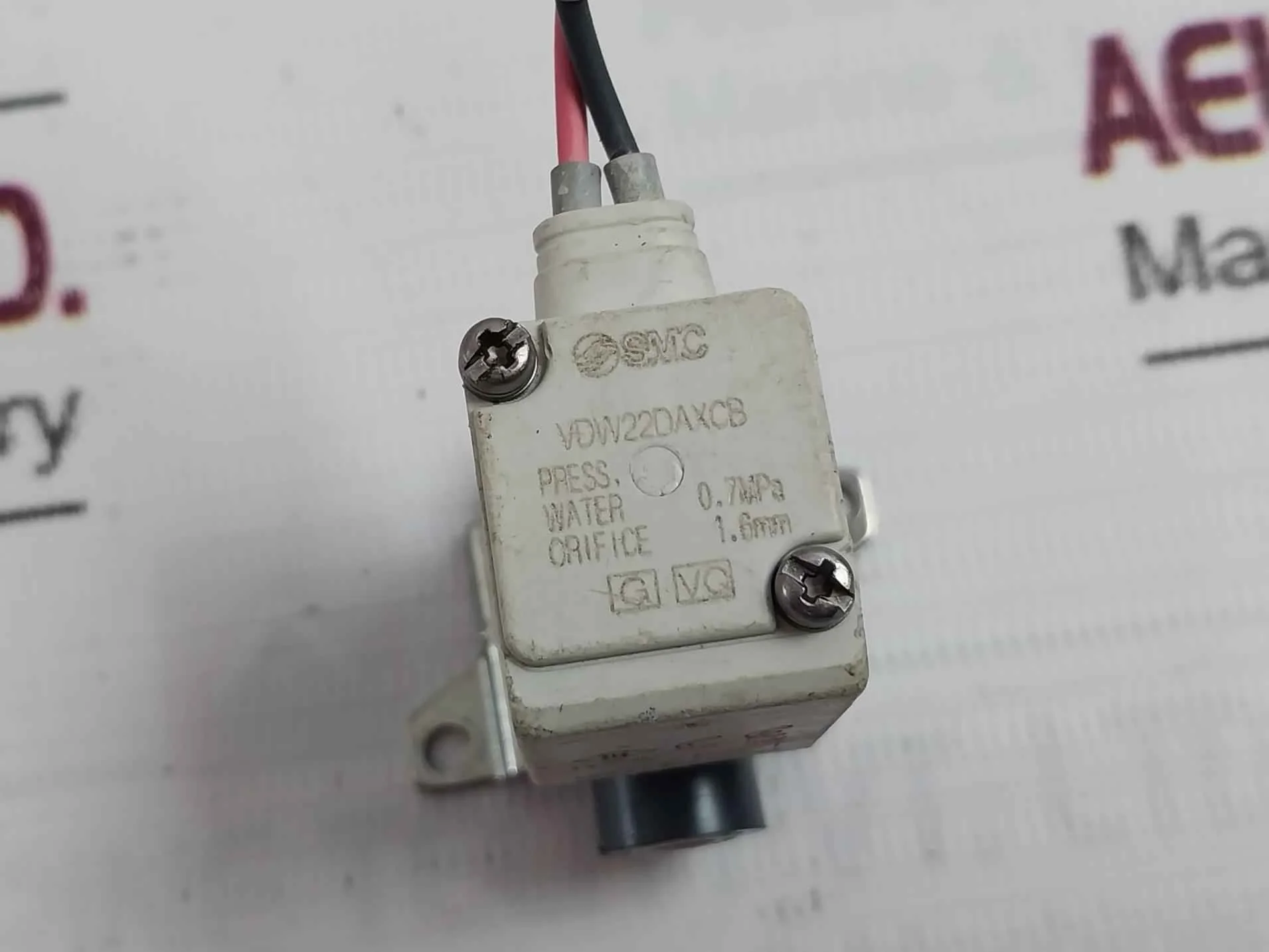 Smc Vdw22Daxcb Pneumatic Solenoid Valve 0.7Mpa Dc24V 3W 1.6Mm - Image 6