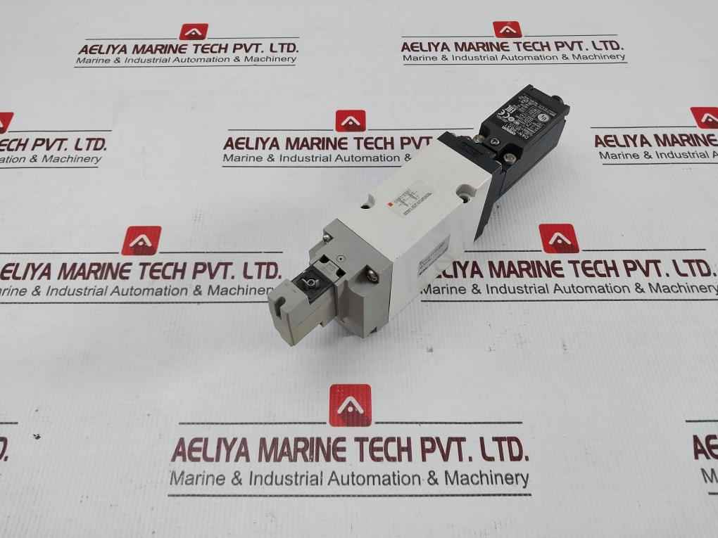 Smc Vp744-5Yz1-04F-m-x538 Pneumatic Solenoid Valve 250Vdc Ip67 - Image 4