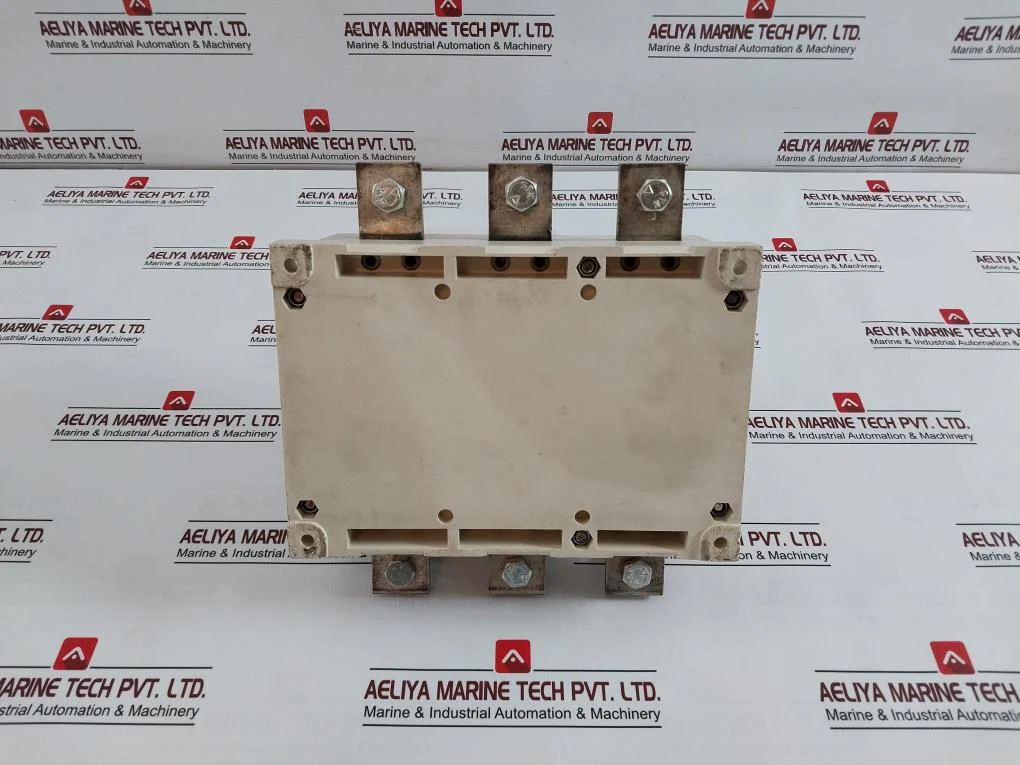 Socomec Sirco On Load Isolator 355A 1000V I.E.C. 408 Ac 23 Ie 315A 500V - Image 5