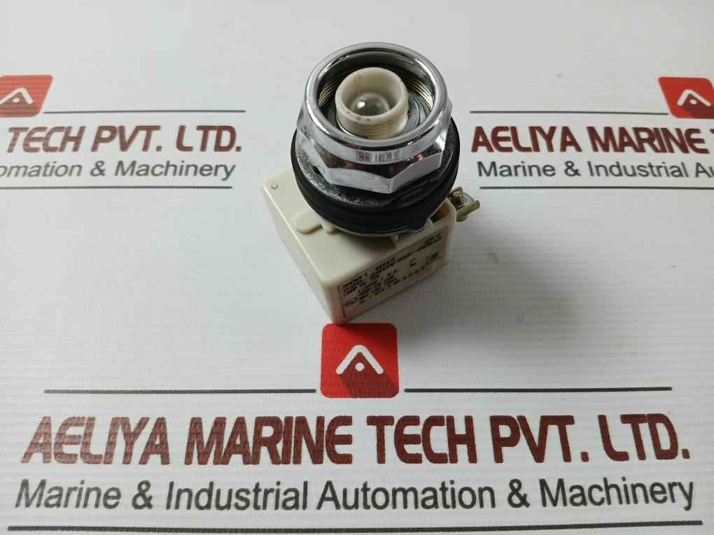 Square D 9001 Km7 Micro Switch 220-240V 50-60Hz - Image 3
