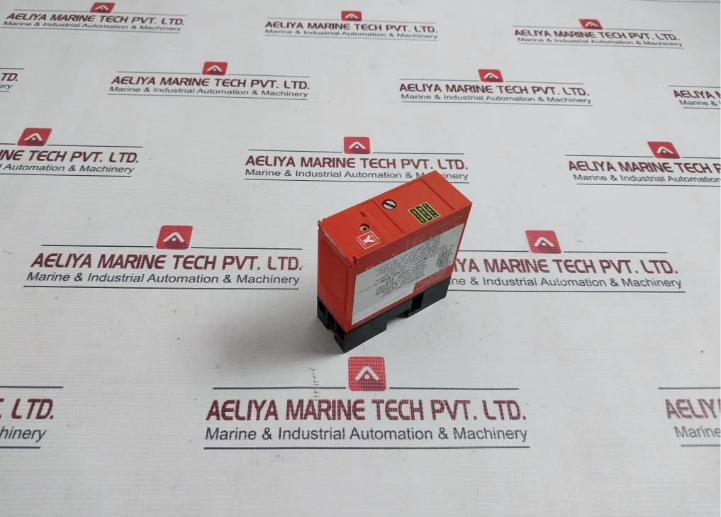 Stahl 8907/51-24/45 Safety Barrier 24Vdc 500Vac 35A - Image 4