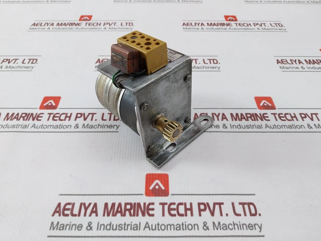 Stegmann 6484R-375 Marine Industrial Motor 220V 50Hz-60Hz - Image 4